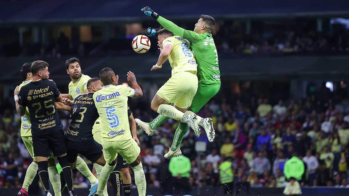 ¿Penalti a favor del América? Nueva polémica se enciende tras dos días del Clásico Capitalino