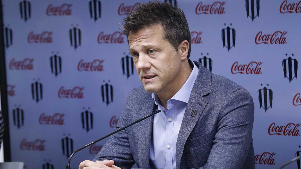 Rayados acepta fracaso y analizan continuidad de Víctor Manuel Vucetich