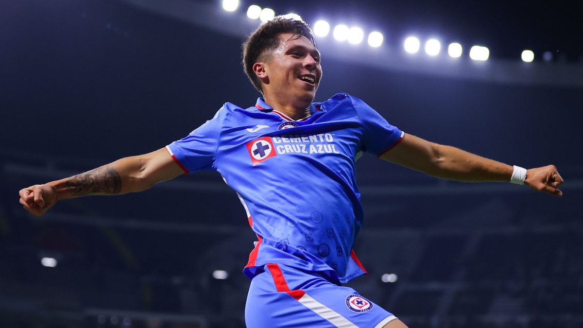 Rodrigo Huescas y el PSV Eindhoven inician negociaciones; dos equipos alemanes se suman al interés