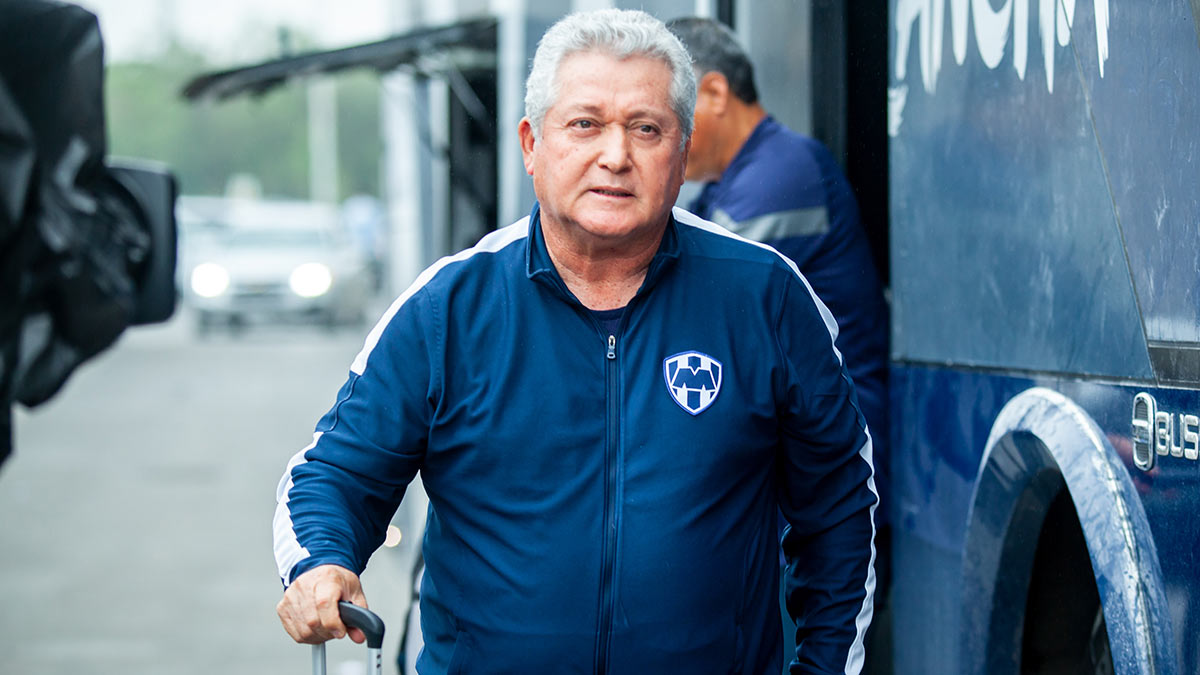 Vucetich sale de los Rayados de Monterrey