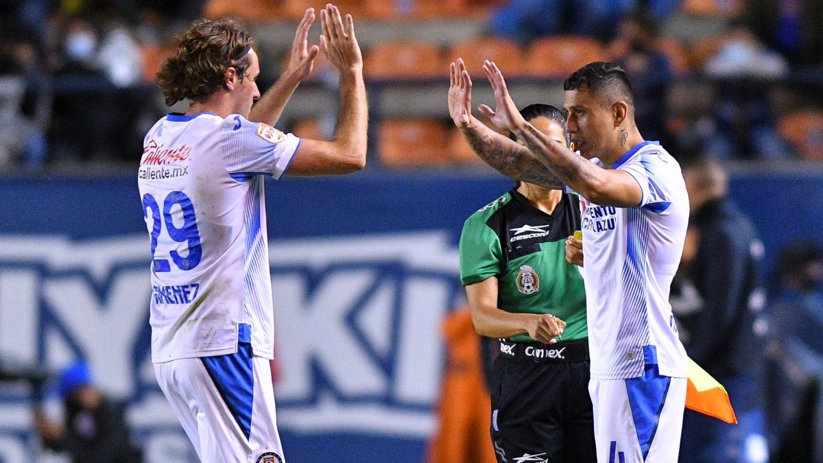 Santi Giménez se despide del ‘Cata’ con emotivo mensaje: “Eres el claro ejemplo del amor por un club”