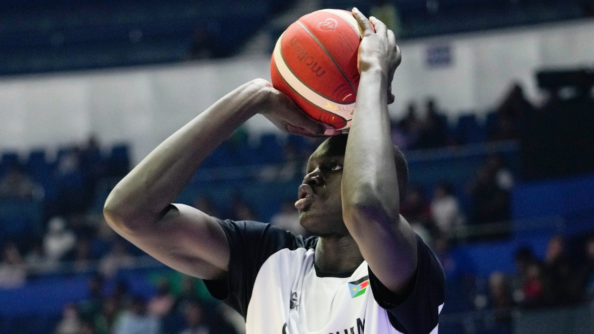 Khaman Maluach hace historia en el Mundial de Básquetbol a los 16 años y apunta a la NBA