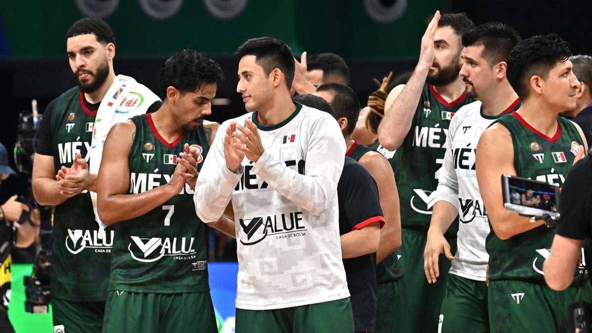 La selección mexicana de básquetbol gana su primer partido en el Mundial y se aferra al repechaje olímpico