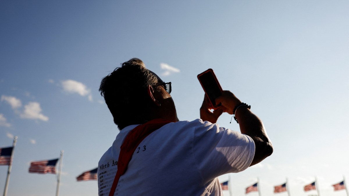 Si recibes muchas llamadas de números desconocidos, sigue leyendo porque te diremos cómo impedirlo.