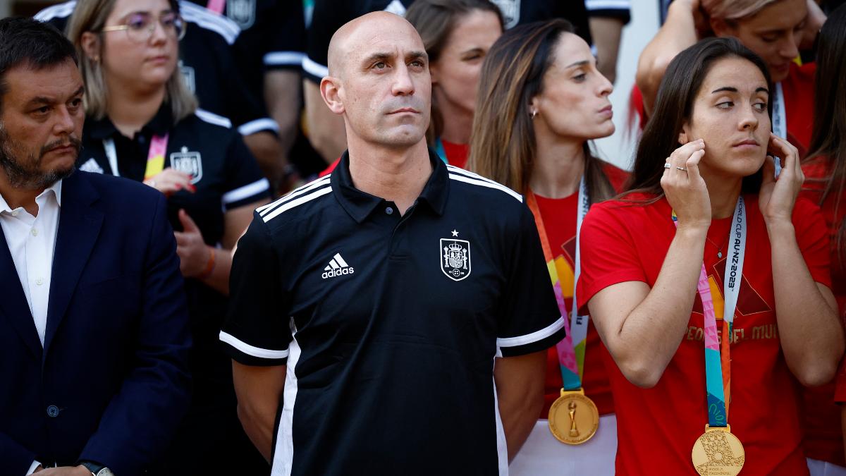 Luis Rubiales asegura que el beso a Hermoso fue como si fuera a una hija