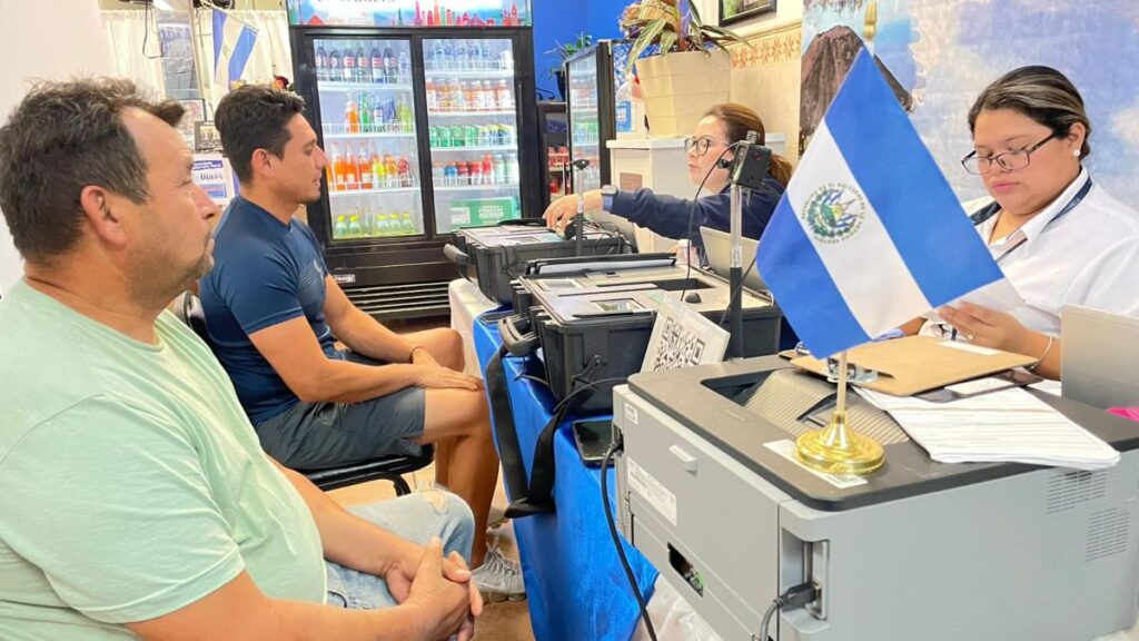Así puedes sacar tu pasaporte salvadoreño en USA | @cancilleriasv