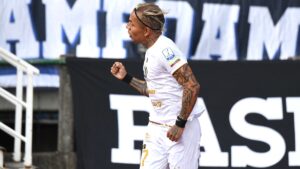 Dayro Moreno supera el récord de Valenciano y está muy cerca de ser el máximo goleador en la historia del fútbol colombiano