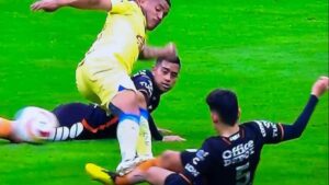 “Todos vimos una roja clara en la entrada de Jonathan dos Santos; es una acción que pudo haber cambiado la historia”