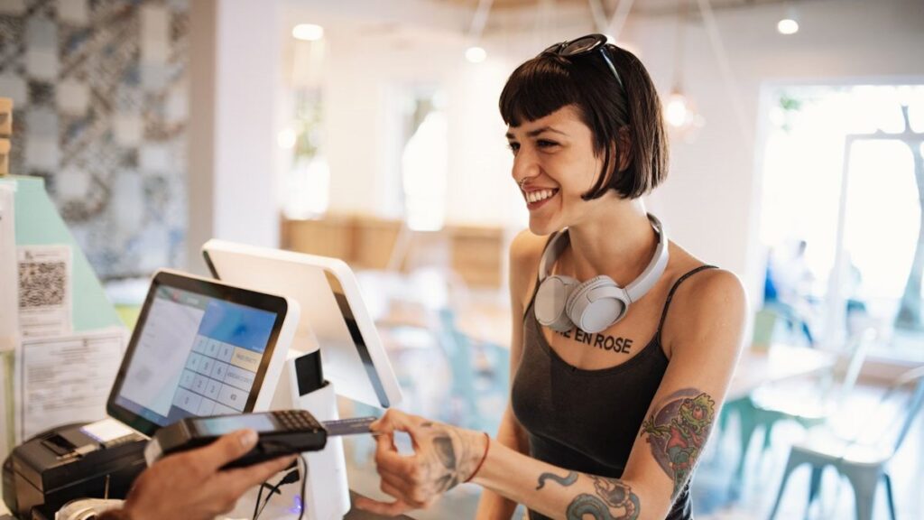 Aprovecha los descuentos de Cuenta DNI en carnicerías, verdulerías y más durante junio 2024.