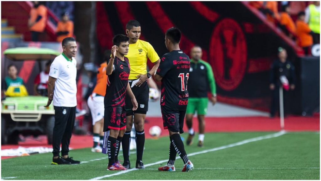 Gilberto Mora debuta en la Liga MX con 15 años | Cortesía: @Xolos