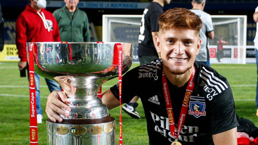 Leo Gil terminó su contrato con el Colo Colo | @ColoColo