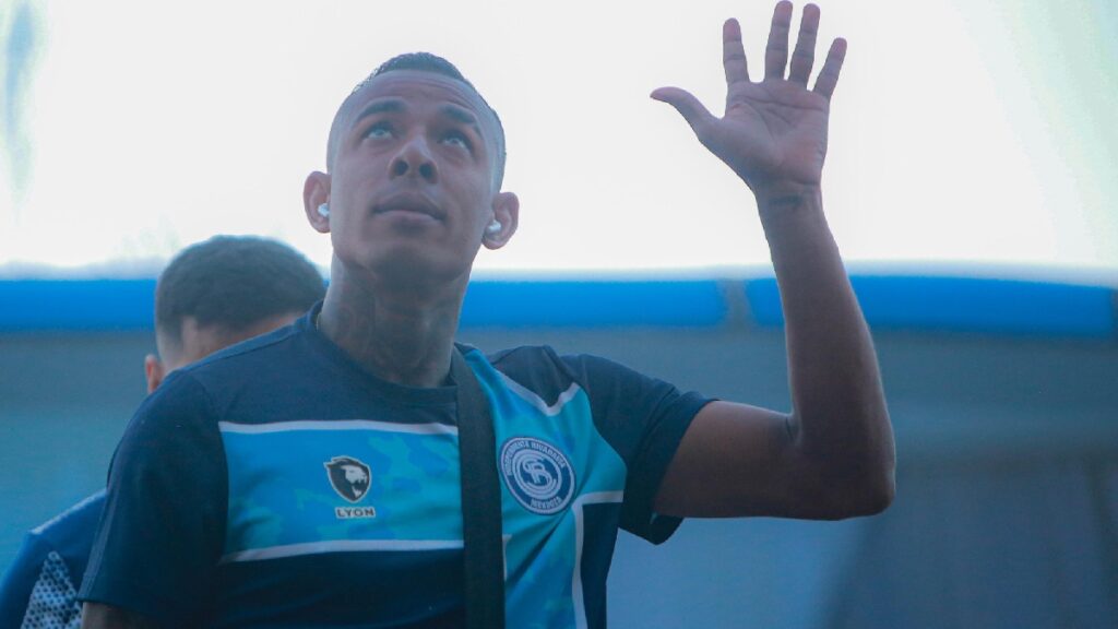 Sebastian Villa Independiente Rivadavia