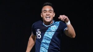 El histórico récord que Óscar Santis podría conseguir frente a Canadá