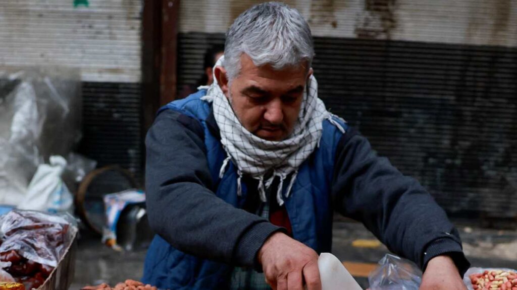 Pensión del ISSSTE, calendario de pagos | Reuters