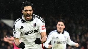 Raúl Jiménez, con la misión de revalidar su mejor temporada con el Fulham
