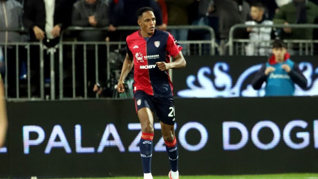 Yerry Mina continúa siendo lo mejor del Cagliari