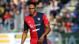 Yerry Mina, vital para salvar del descenso al Cagliari