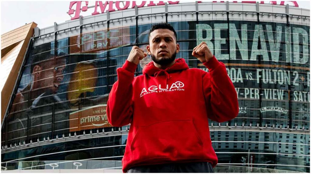 David Benavidez ataca a Canelo Álvarez | X:@premierboxing