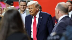 Donald Trump, presente en el Chiefs vs Eagles: Primer presidente de Estados Unidos en estar en un Super Bowl