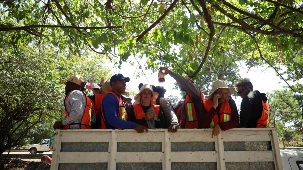 Así quedaría la jornada laboral en México | REUTERS/Damian Sanchez