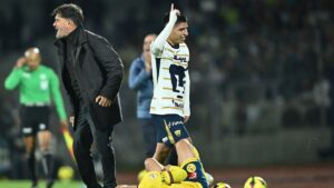 ¿Pumas fue perjudicado por el arbitraje ante el América? El análisis arbitral de Roberto García Orozco