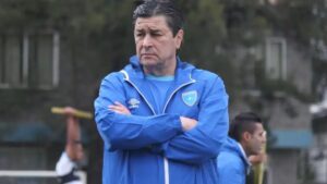 Fedefut le cumple el deseo a Tena y da el primer gran paso para la renovación