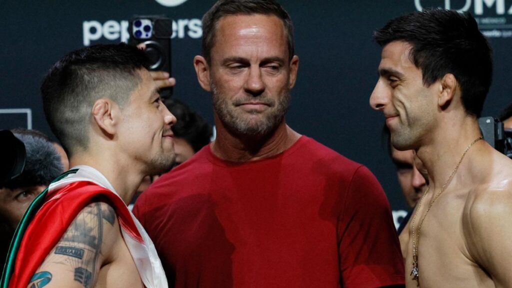 ¿A qué hora suben al ring Brandon Moreno vs Steve Erceg en UFC México 2025?