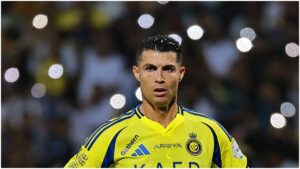 Cristiano Ronaldo se luce con doblete, pero el Al Nassr no puede ante el Almería