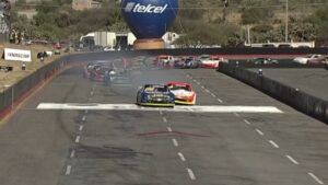 ¡Final de fotografía! Rubén García Jr. se lleva la primera carrera de la NASCAR México Series en San Luis