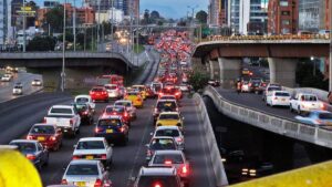 Pico y placa en Bogotá para este 16 de junio de 2026: horarios, restricciones y vehículos exentos