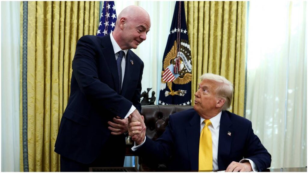 Gianni Infantino y Donald Trump | Reuters