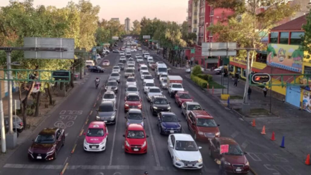 Viernes de Hoy No Circula: ¿Qué autos tienen prohibido salir el 19 de septiembre?