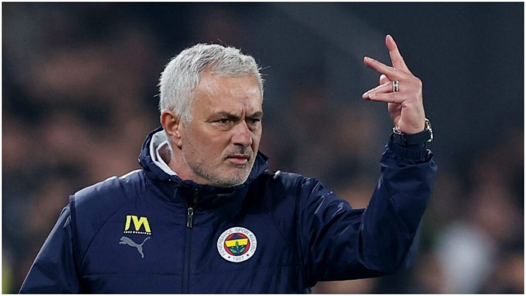 José Mourinho recibe una dura sanción en Turquía | Reuters