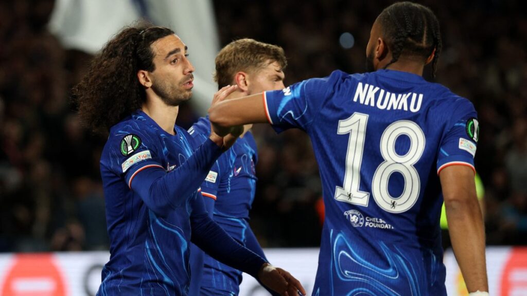 Cucurella se convierte en el máximo goleador del Chelsea en el 2025 y los Blues avanzan a semifinales de la Conference League