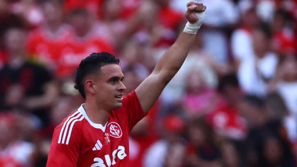 Rafael Santos Borré con Internacional / Reuters