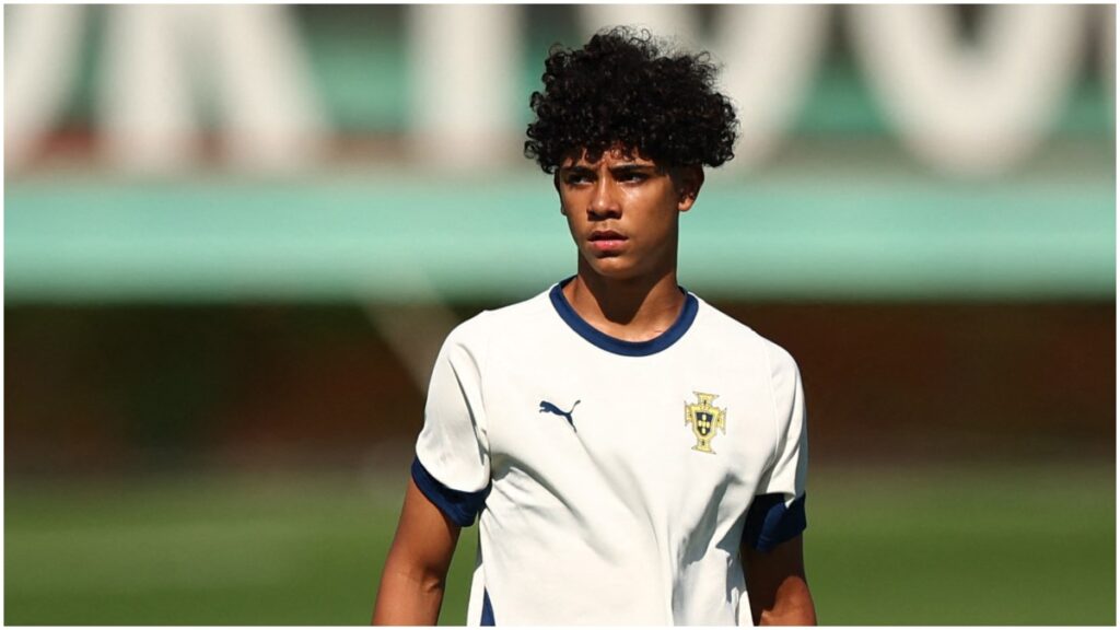 Cristiano Ronaldo Jr, da sus primeros pasos en Portugal | Reuters