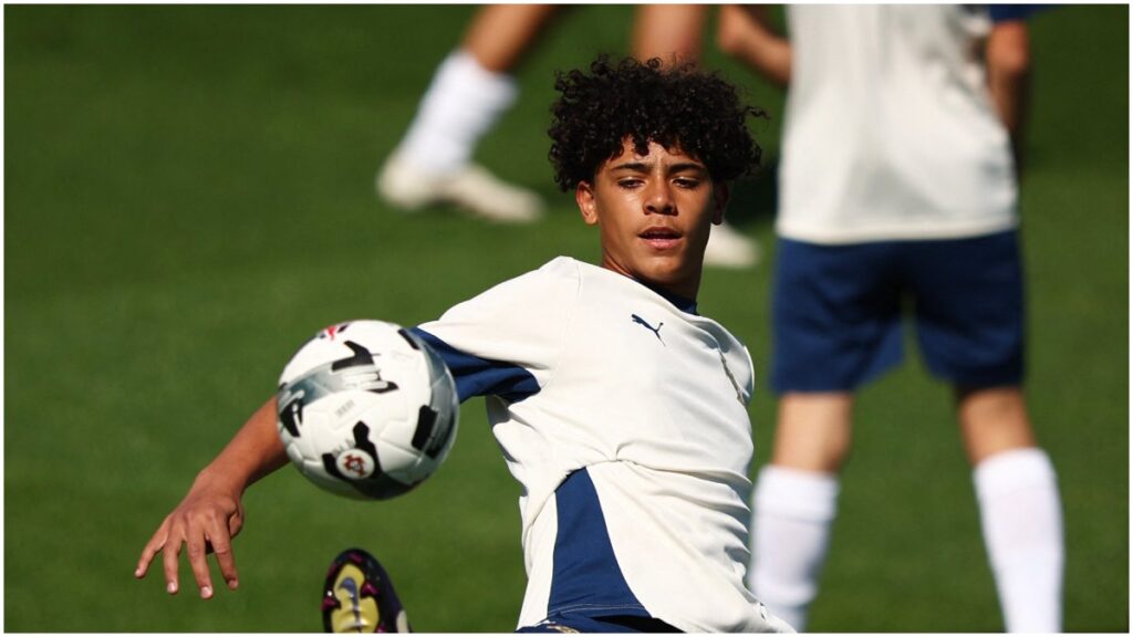 Cristiano Ronaldo Jr, en un entrenamiento con la selección de Portugal sub 15 | Reuters
