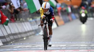 Egan Bernal tiene entre ceja y ceja La Vuelta a España: la única grande que le falta