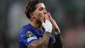 Enzo Fernández, tras el campeonato del Chelsea: “Cumplimos el objetivo, contentos de tener todos los títulos de UEFA”