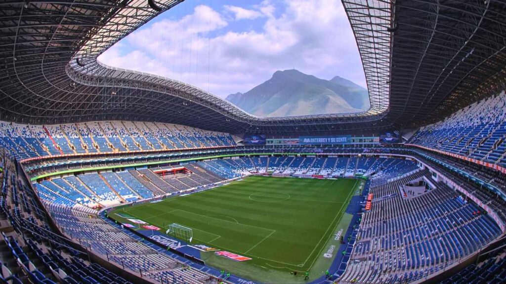 Una fotografía viral tomada desde el Gigante de Acero donde aparece el Cerro de la Silla ha llamado la atención de cara al Mundial 2026