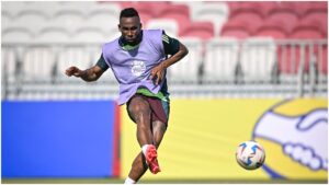 Julián Quiñones empata el valor de Cristiano Ronaldo en el mercado