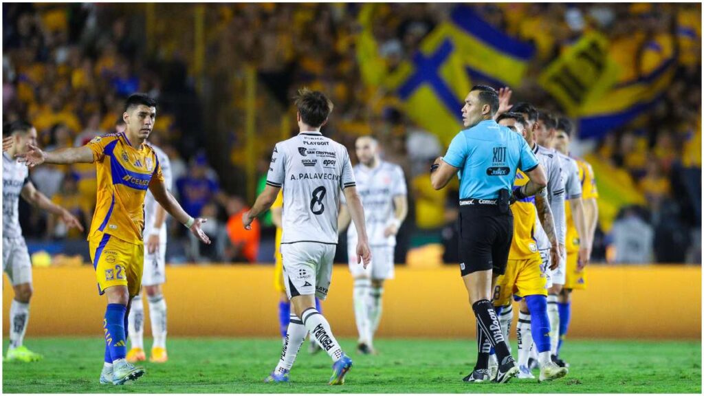 La polémica arbitral del Tigres vs Necaxa en la Liguilla | Imago7