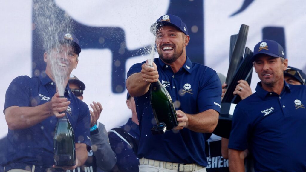 ¡Termina la sequía! DeChambeau defiende su liderato y gana en el LIV Golf por primera vez desde 2023