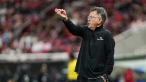 Juan Carlos Osorio no va más con el Remo de Brasil