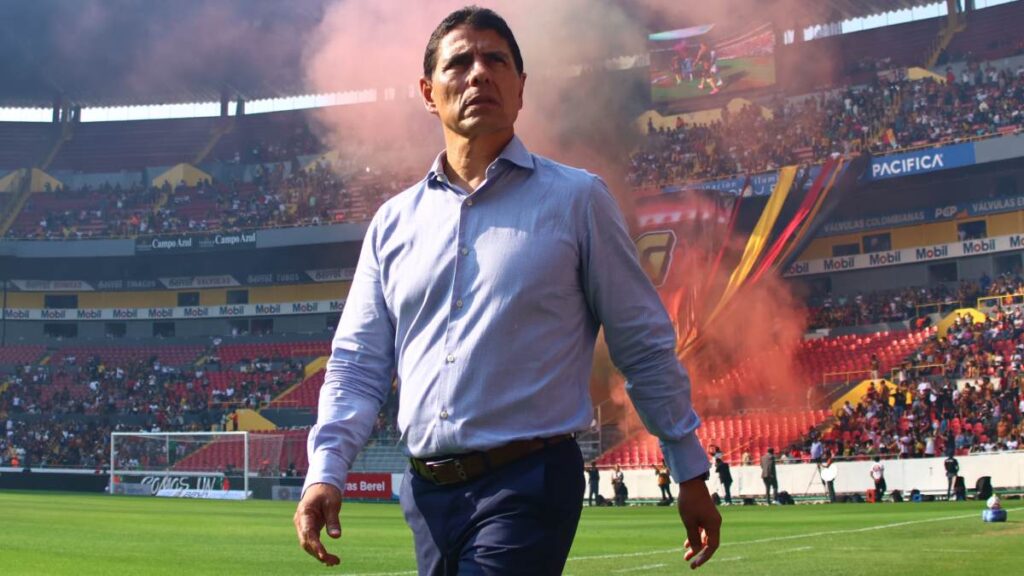 El entrenador de Leones Negros, Poncho Sosa, estaría de acuerdo con un intercambio con la FMF: Subsidio por ascenso