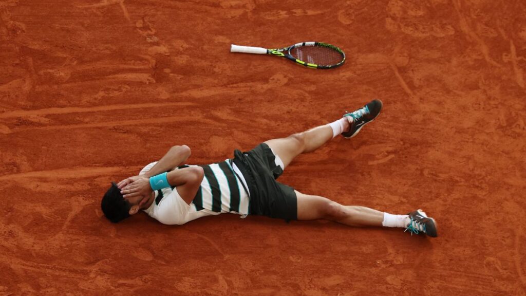 Alcaraz remonta una final legendaria ante Sinner y conquista su quinto Grand Slam