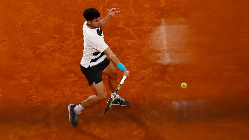 Alcaraz vence a Musetti en semifinales de Roland Garros