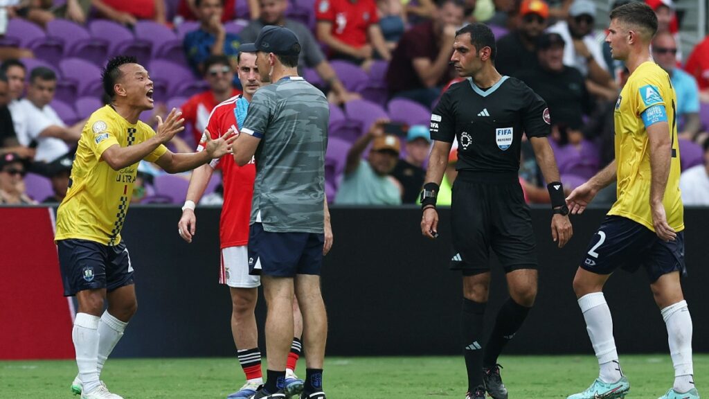 Alvaro Carreras Tong Zhou