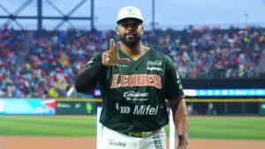 Art Charles corona el centenario de la LMB con triunfo en el Home Run Derby y extiende dominio de la Zona Sur