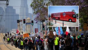 Contrario a la selección mexicana, Atleti permanece en el centro de Los Ángeles pese a las protestas